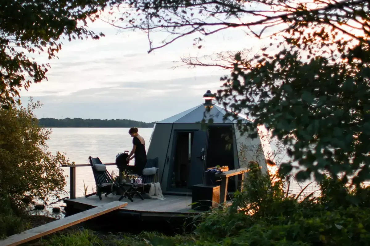 Yggdrasil Igloo Water Huts Skåne