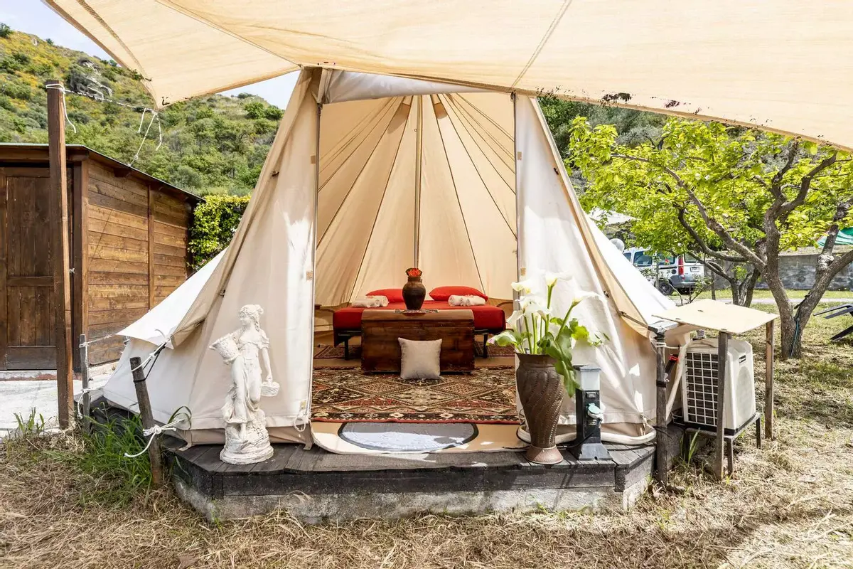 Glamping Rooms Gole Alcantara Lanternavacanze