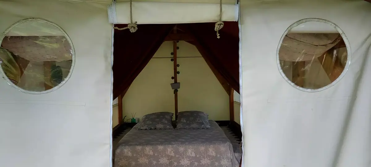 Epanchoir de foucaud